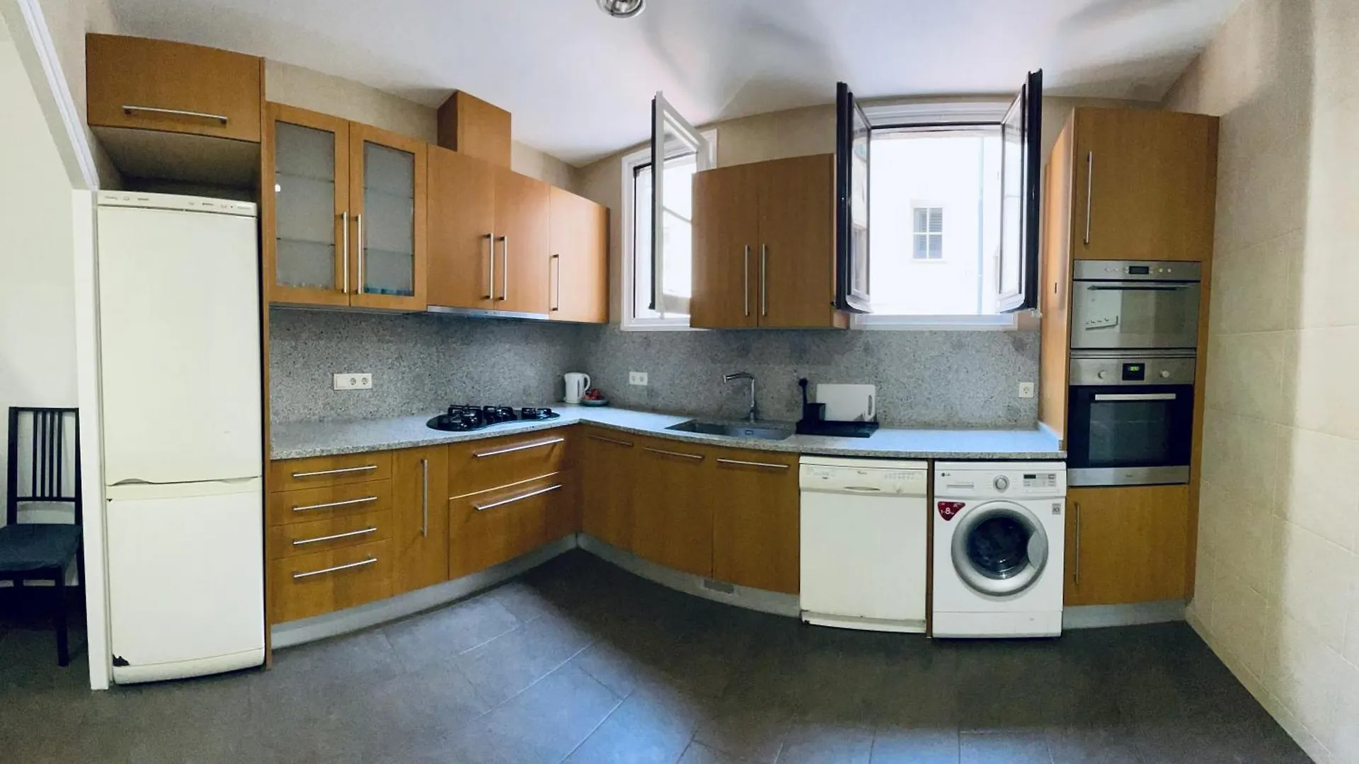 Nocleg ze śniadaniem Bed and Breakfast Banys Nous 3 Barcelona